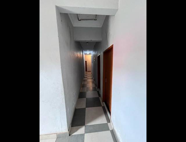 9 BEDROOM HOUSE FOR SALE IN MALVERN